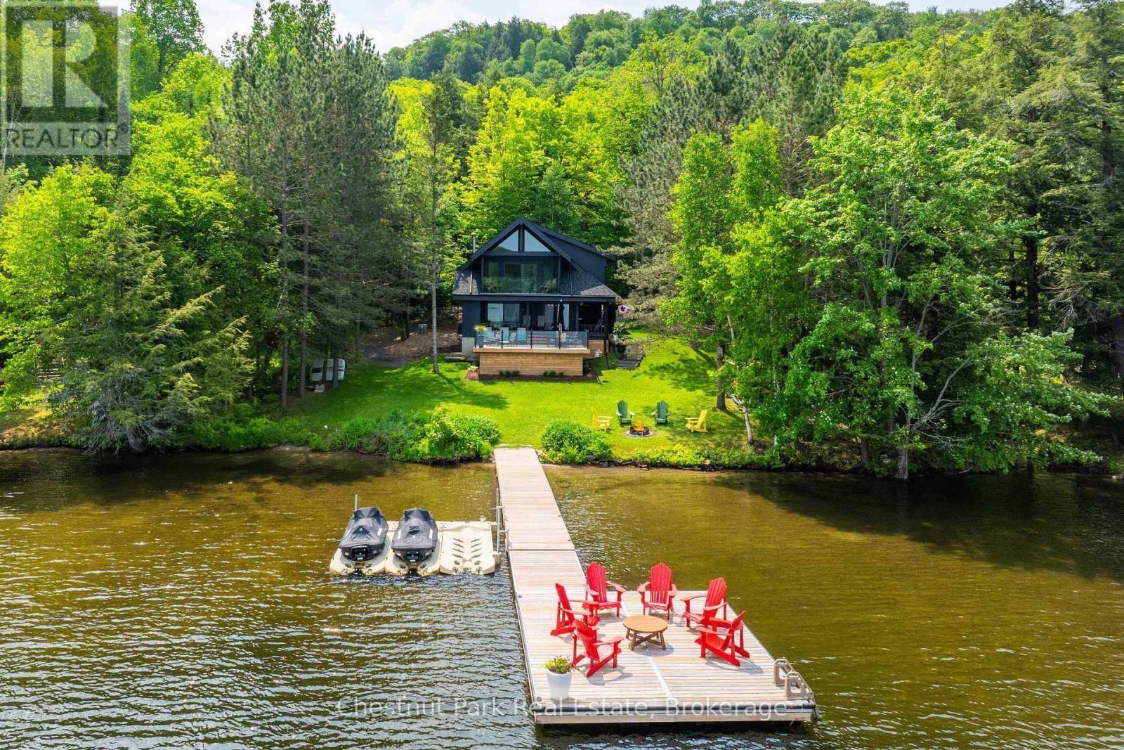Lake Of Bays (franklin), ON P1H2J6,1167 WOLF BAY ROAD