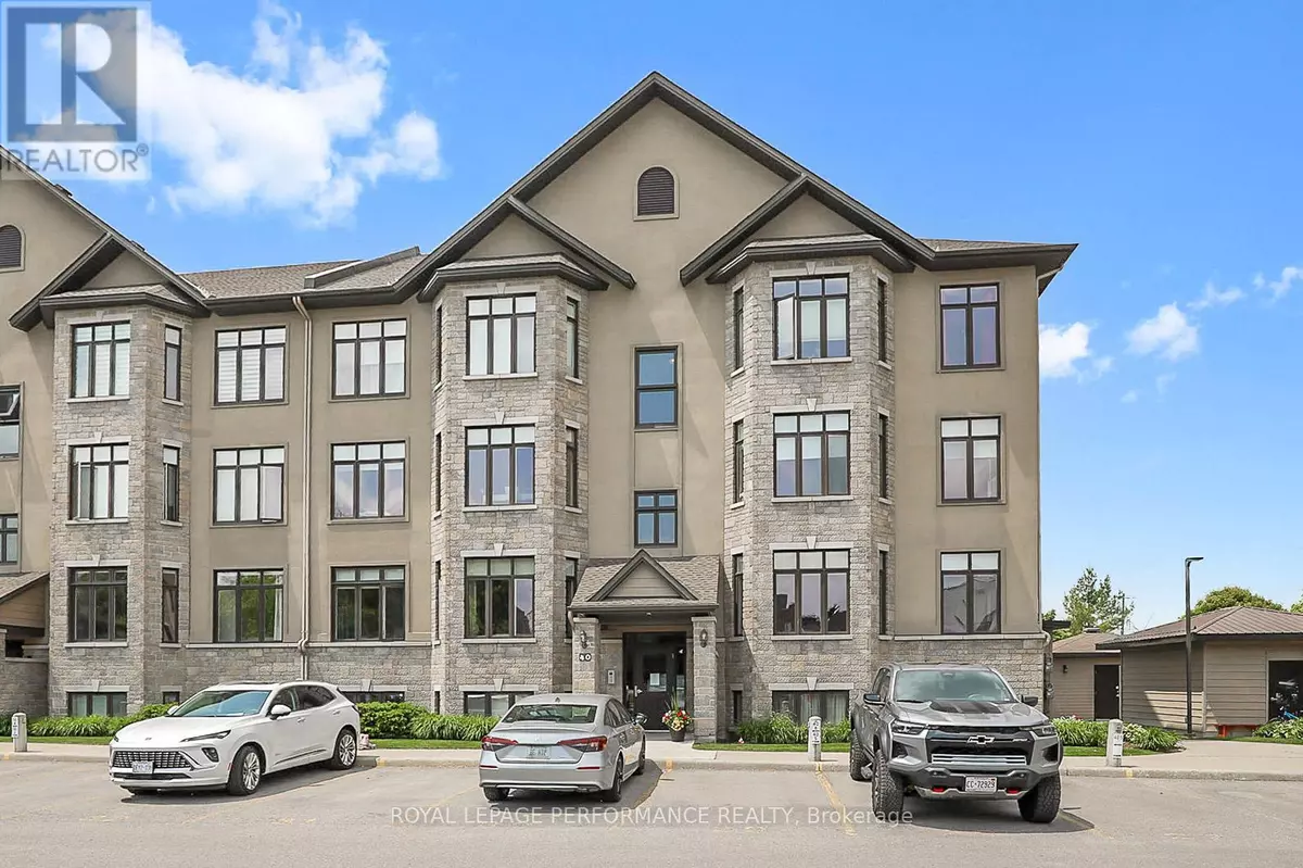 Ottawa, ON K4A0W9,40 Prestige CIR #2