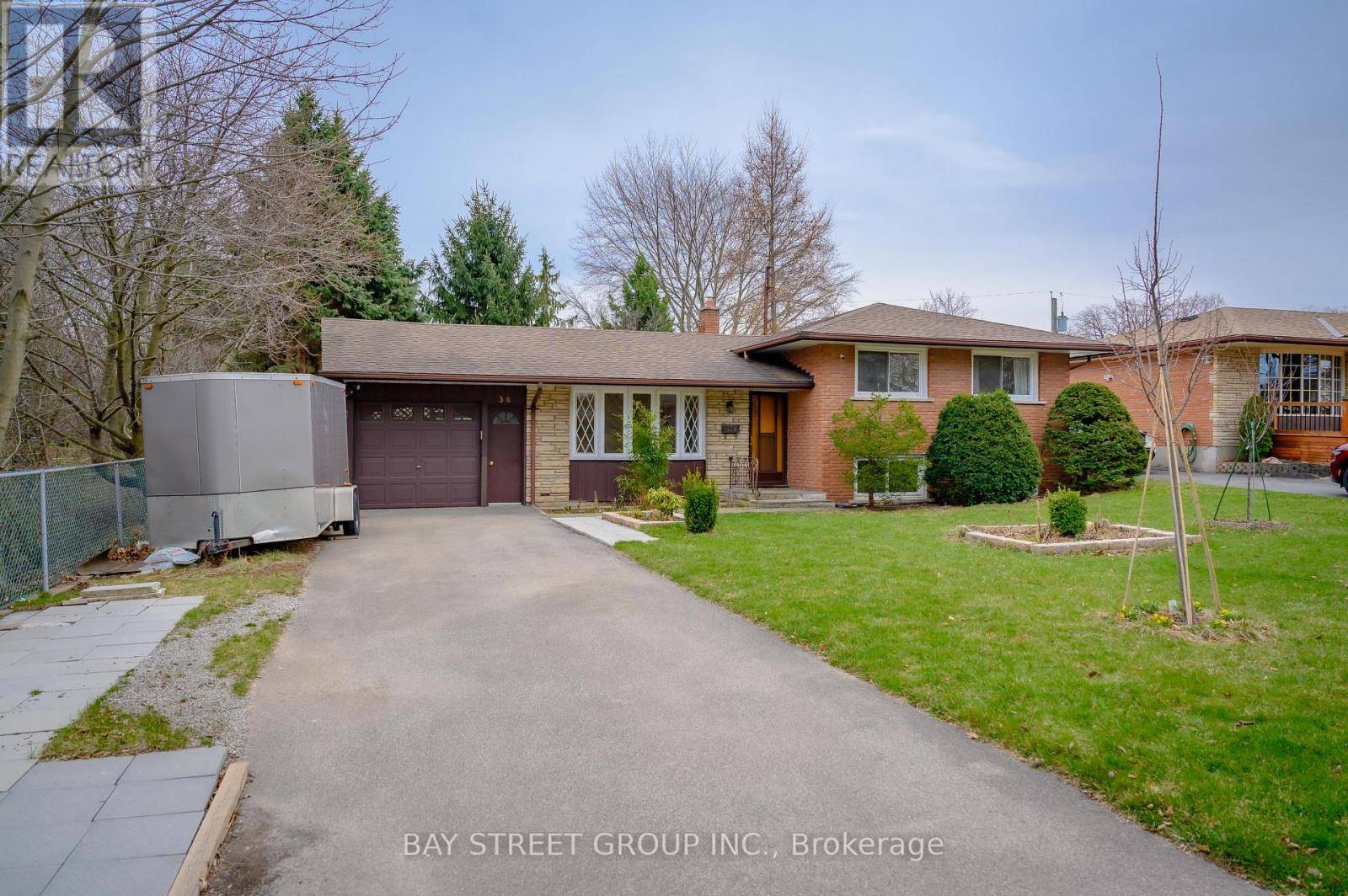 St. Catharines (vine/linwell), ON L2M2G8,36 TRELAWNE DRIVE