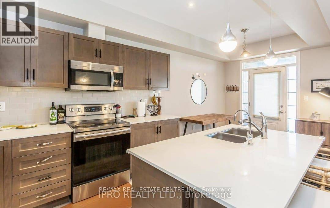 Cambridge, ON N3E0E2,324 Equestrian WAY #78