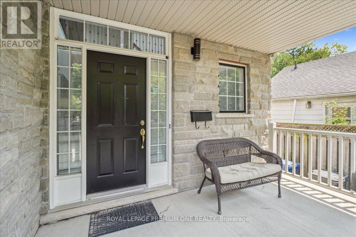 Guelph (st. George's), ON N1E5G4,7 HARDY STREET