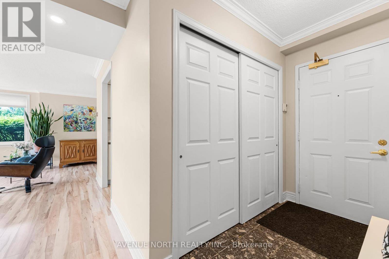 Ottawa, ON K1K3V3,969 North River RD #106