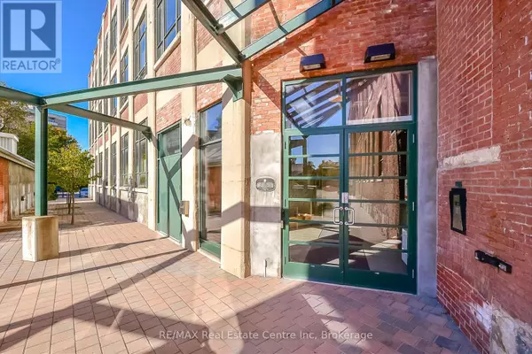 Guelph (st. Patrick's Ward), ON N1E7K1,26 Ontario ST #308