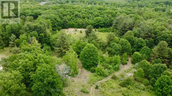 Brighton, ON K0K1H0,207 MIDDLE RIDGE ROAD