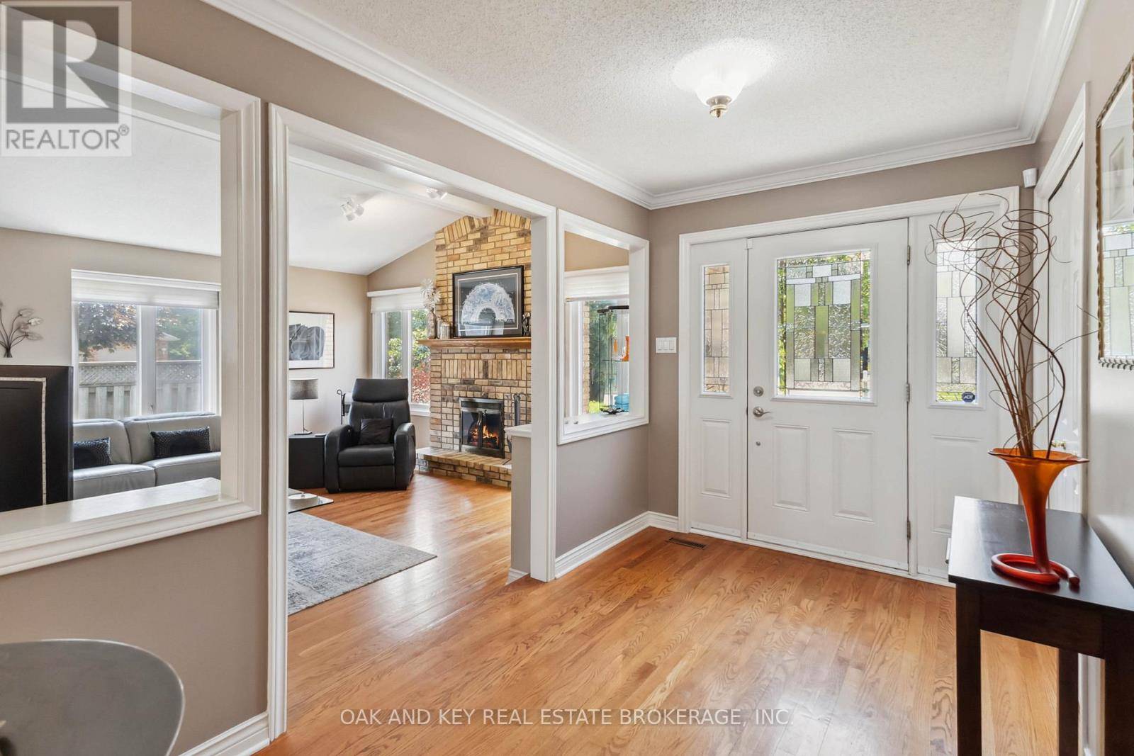 London North (north G), ON N5X3N1,94 SUNNYSIDE DRIVE