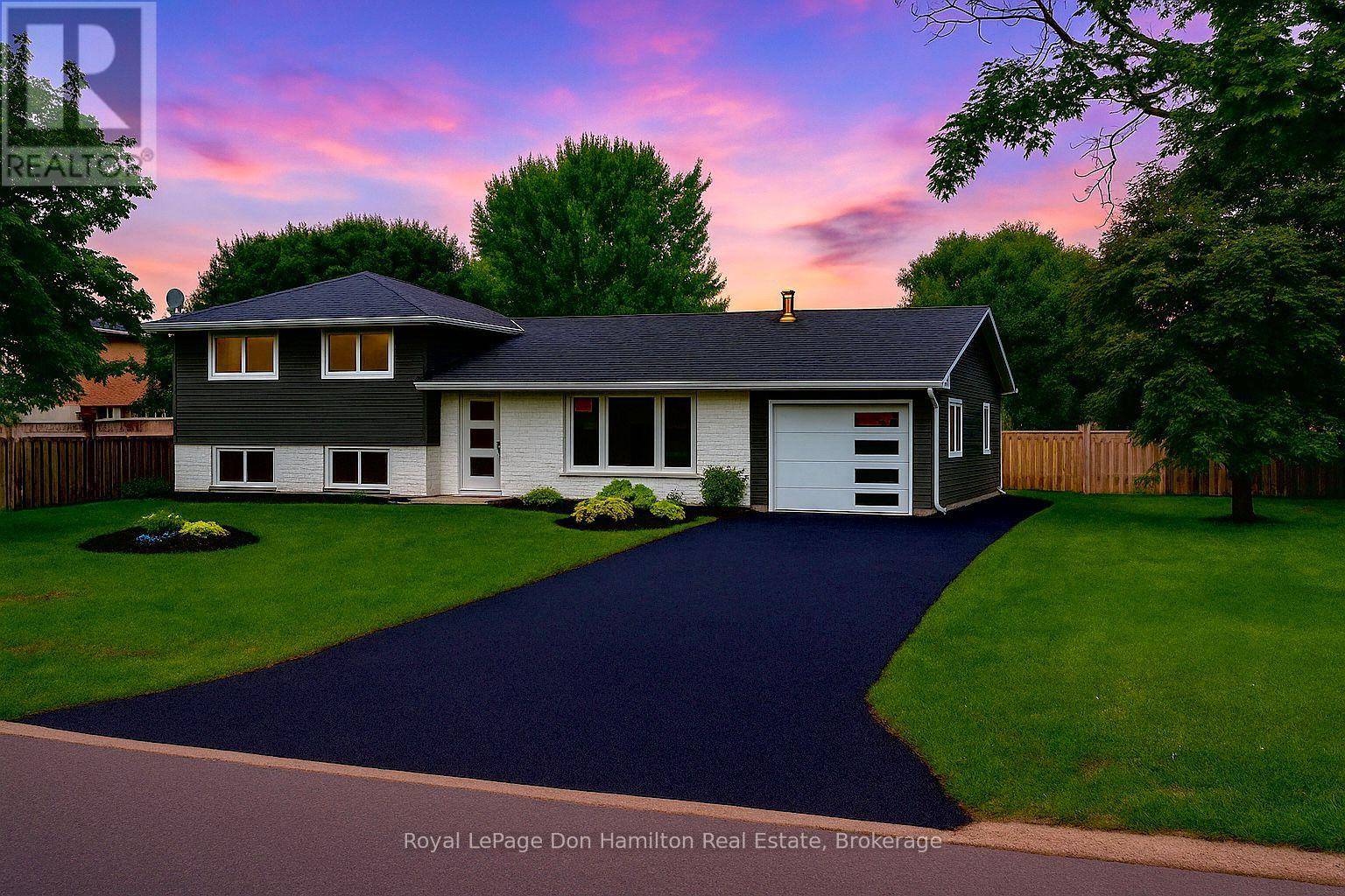 83 LORNE AVENUE, Bluewater (hensall), ON N0M1X0