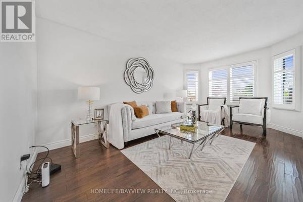 Kitchener, ON N2R1W9,920 DUNBLANE COURT