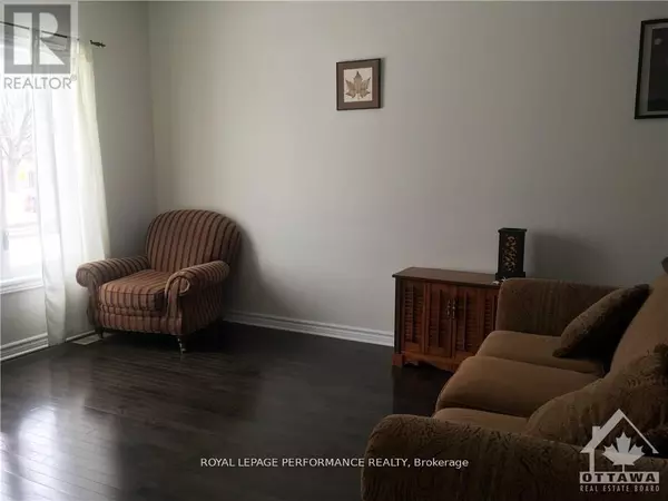Ottawa, ON K1E2H5,8164 JEANNE D'ARC BOULEVARD N