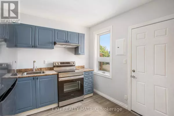 Ottawa, ON K1L7G8,258 Park ST #2