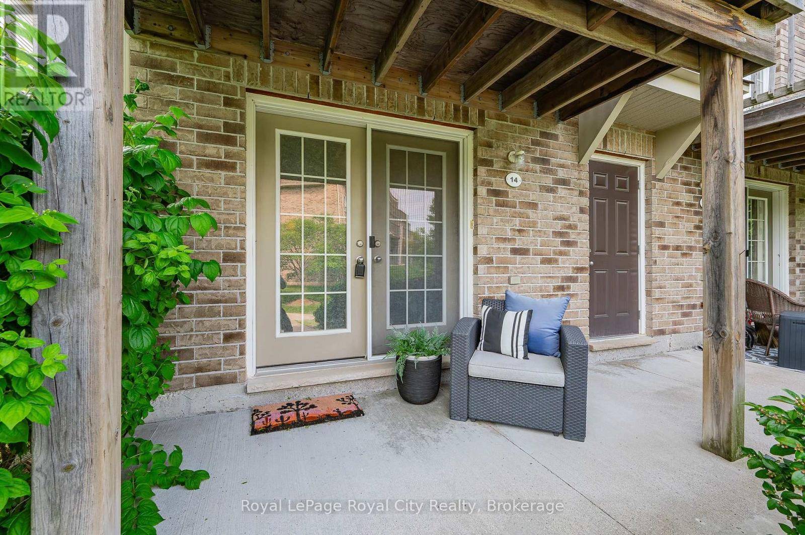 Guelph (grange Road), ON N1E0G6,35 Mountford DR #14
