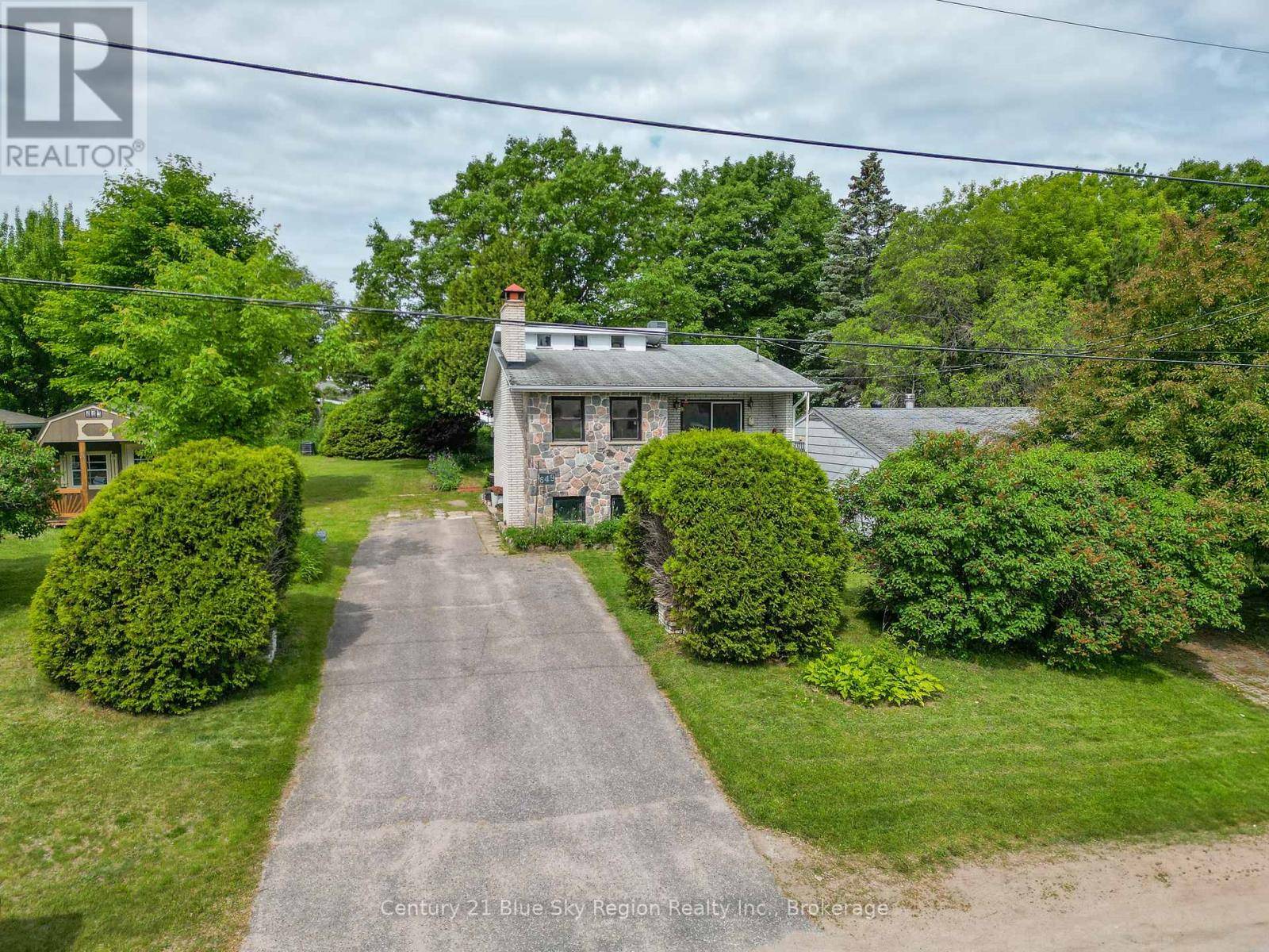 North Bay (central), ON P1B5T1,649 MCLEOD STREET