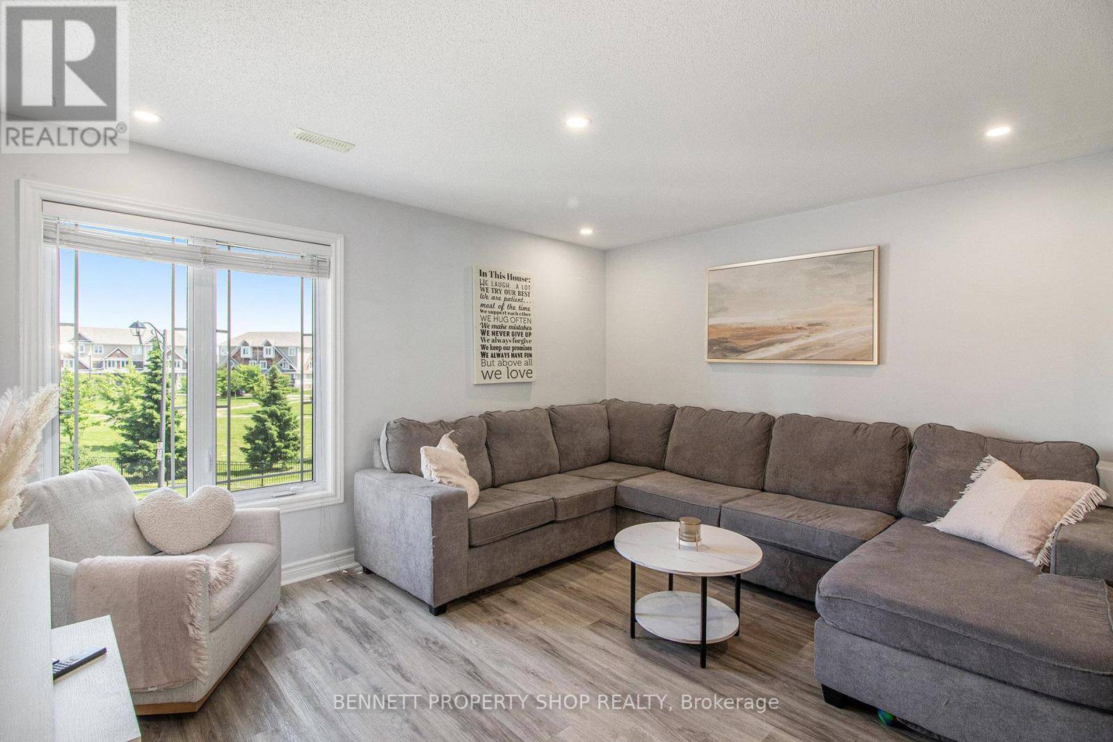 Ottawa, ON K4A0H4,551 LAKERIDGE DRIVE