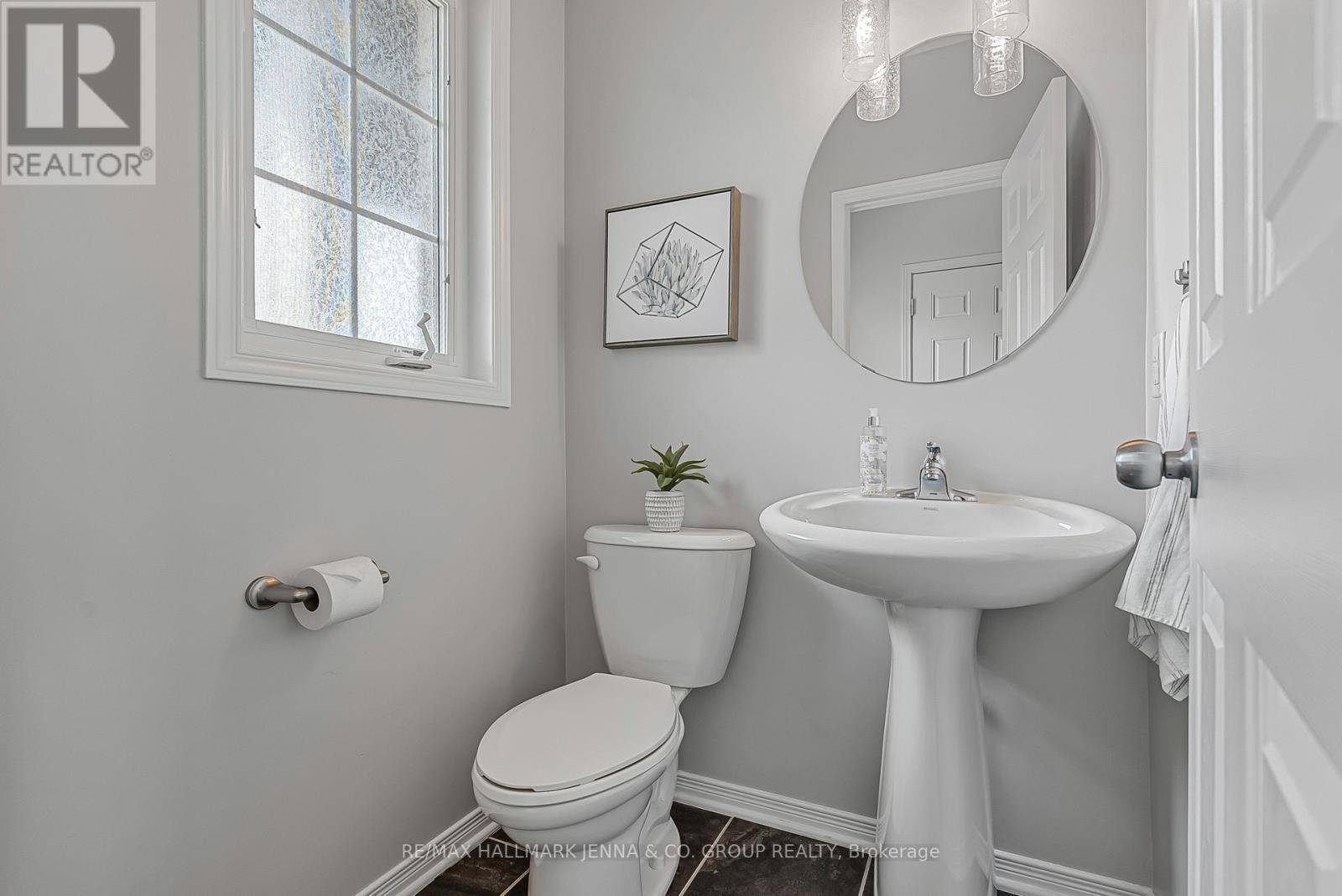 Ottawa, ON K2S0H8,304 BRIGITTA STREET