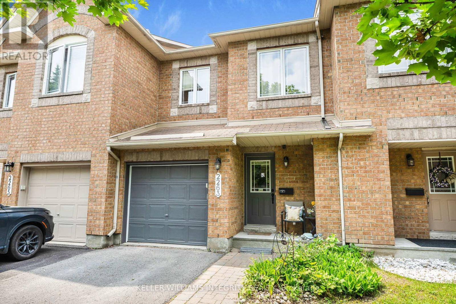 Ottawa, ON K4A4V1,2263 SILVERADO CRESCENT