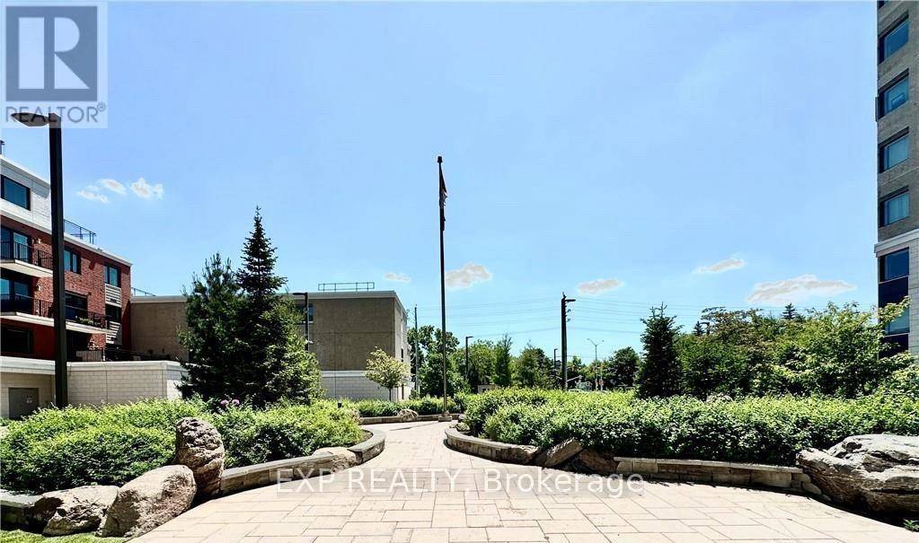 Ottawa, ON K1K3W6,1425 North Vanier Pkwy #102