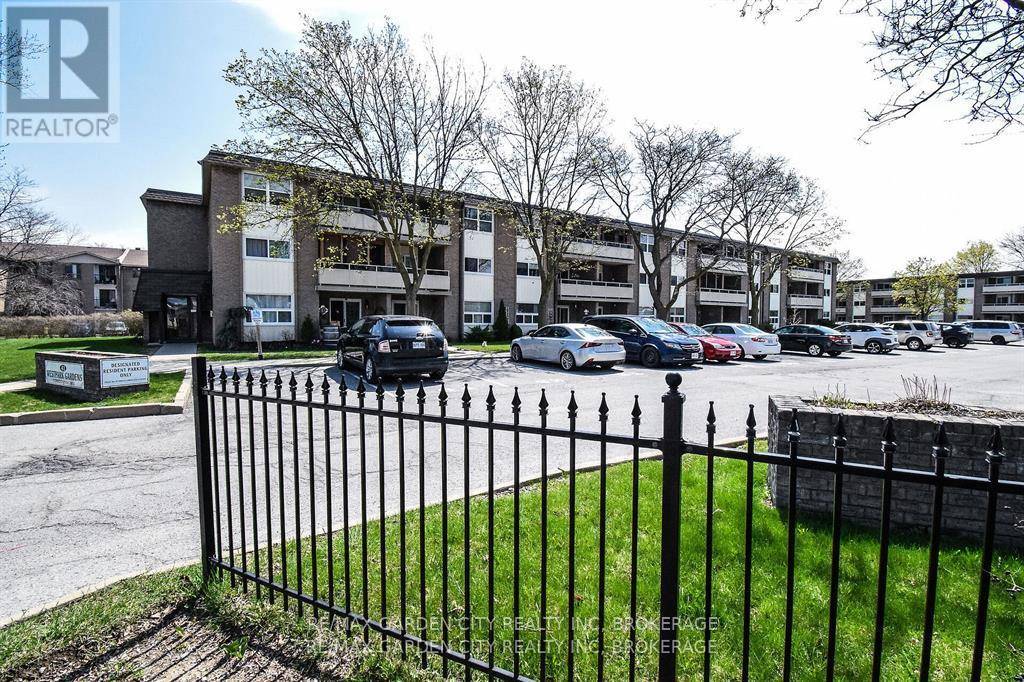 41 Rykert ST #105, St. Catharines (western Hill), ON L2S3A4