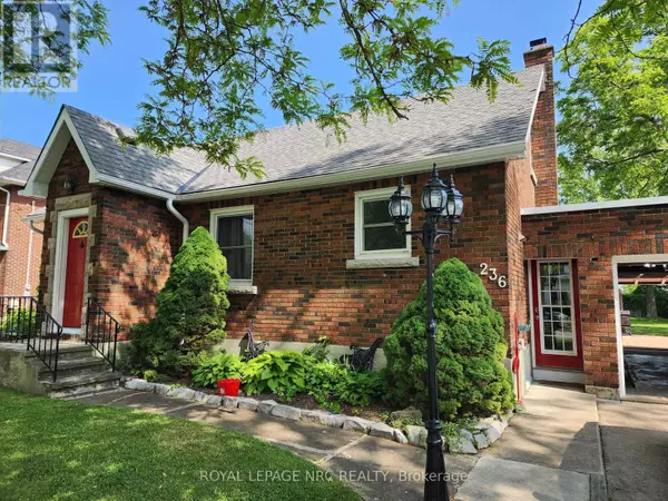 Fort Erie (central), ON L2A2X7,236 HIGHLAND AVENUE