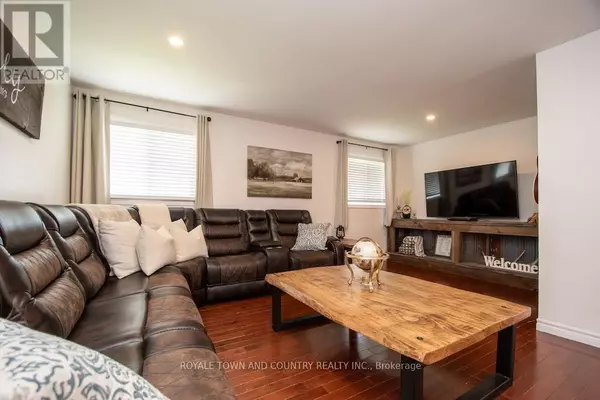 Kawartha Lakes (manvers), ON K0L2X0,92 HICKSON ROAD