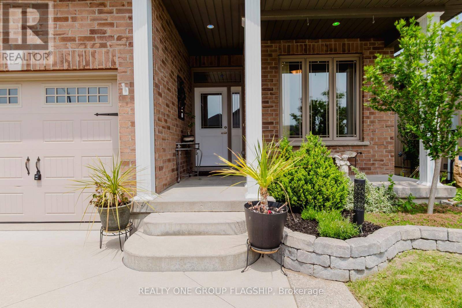 Haldimand, ON N0A1J0,12 LAFAYETTE STREET E