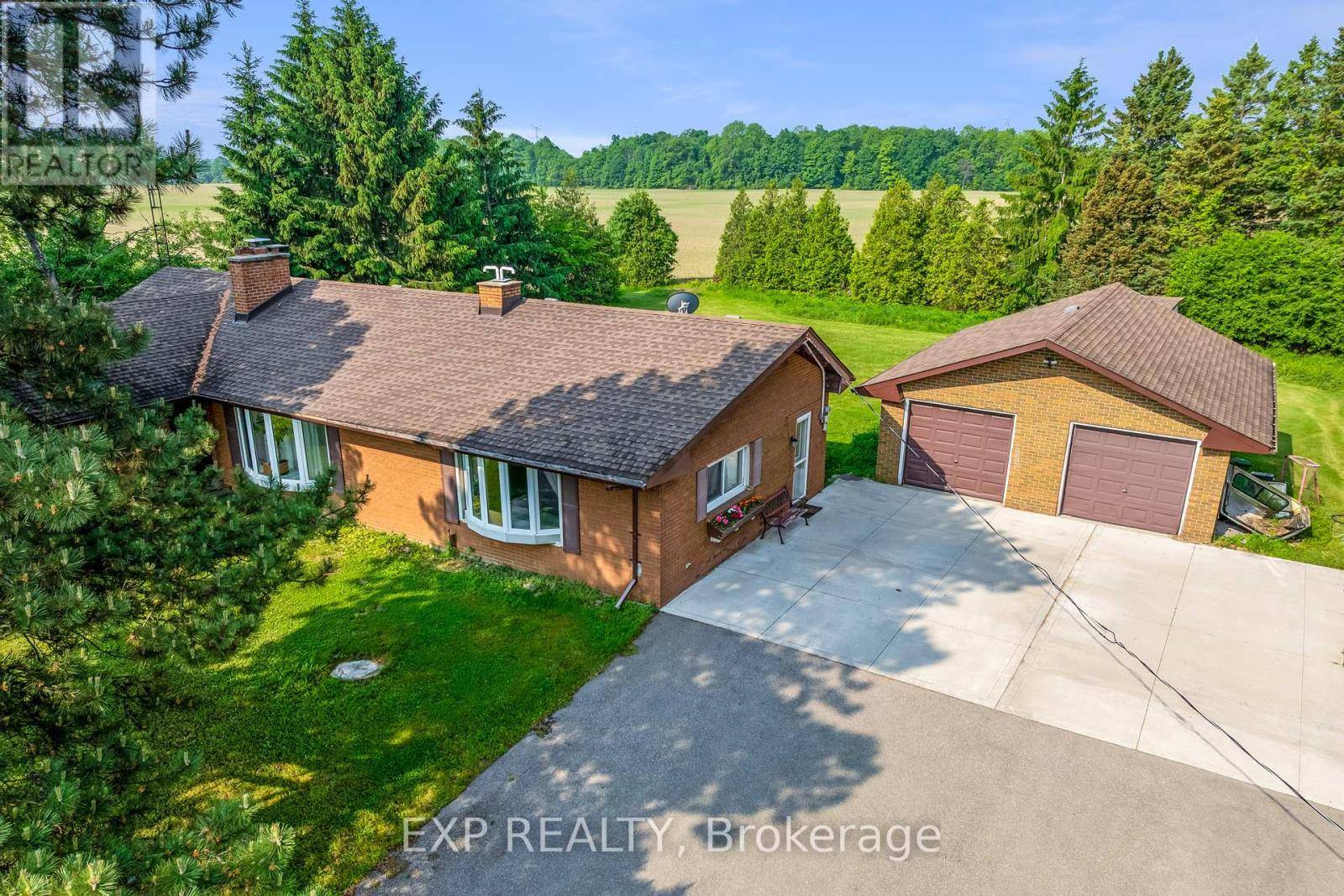 Hamilton (ancaster), ON L0R1R0,858 TRINITY ROAD S