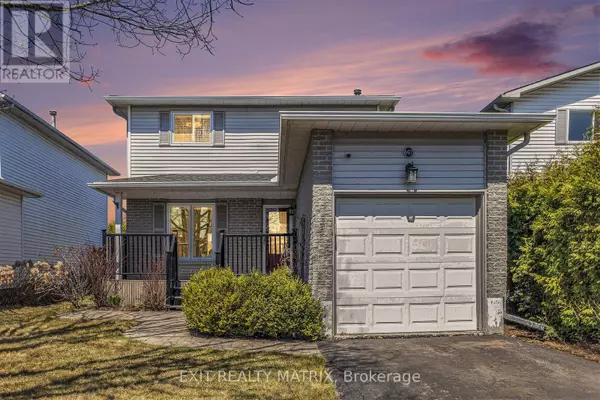 697 LEVAC DRIVE, Ottawa, ON K4A2R3