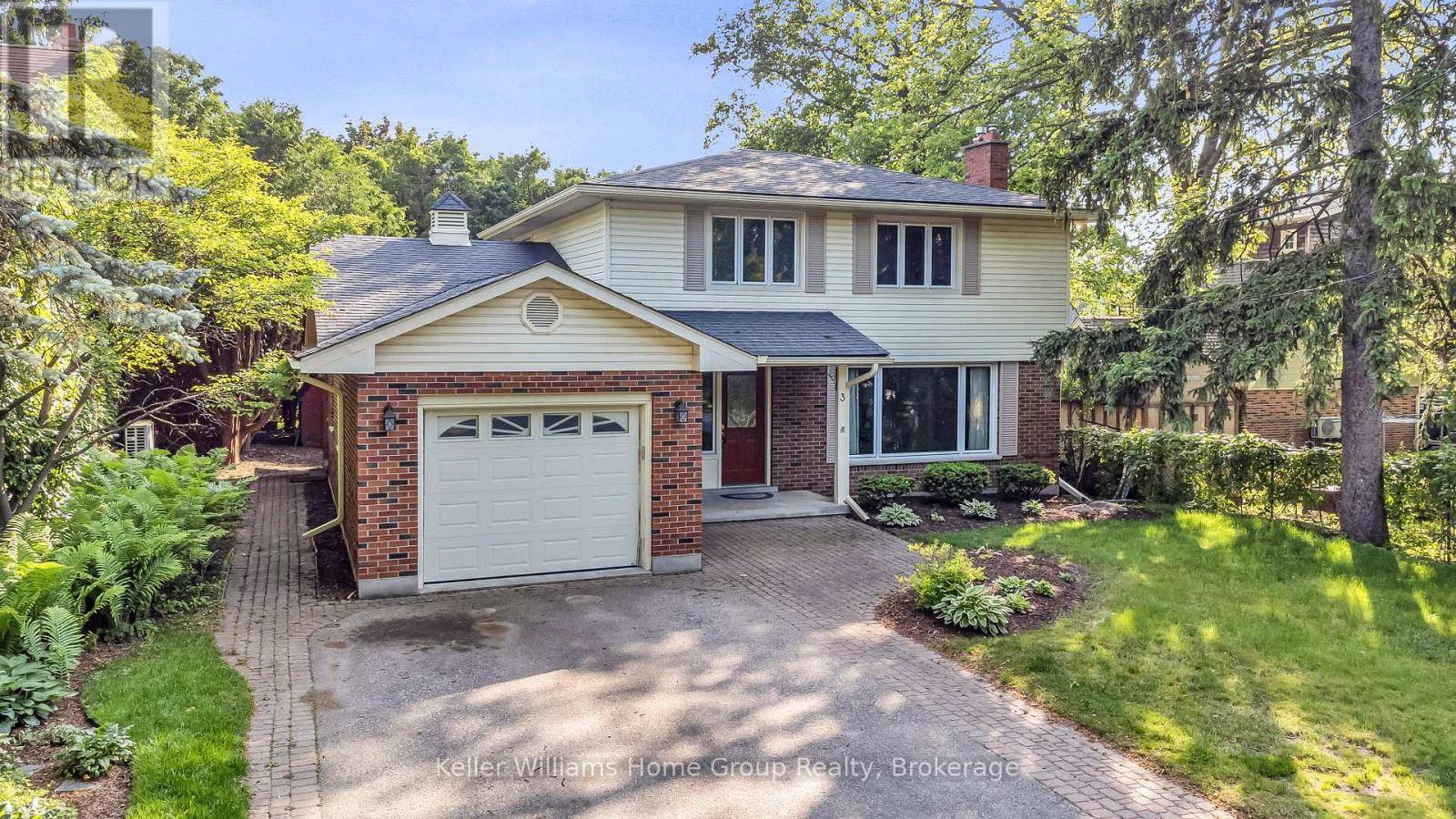 Guelph (dovercliffe Park/old University), ON N1G2B6,3 GRAHAM STREET