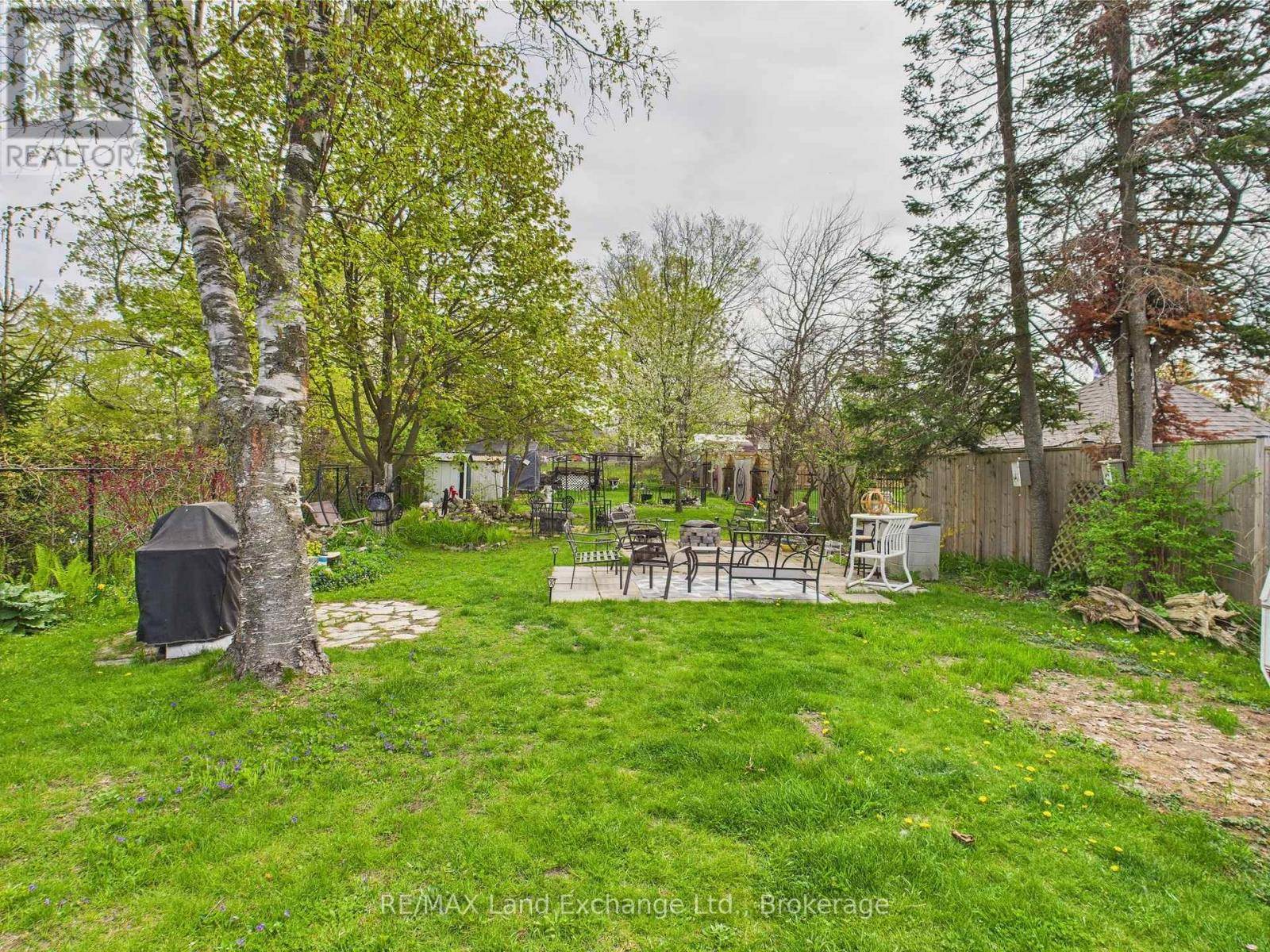 Kincardine, ON N2Z2H2,581 HURON TERRACE
