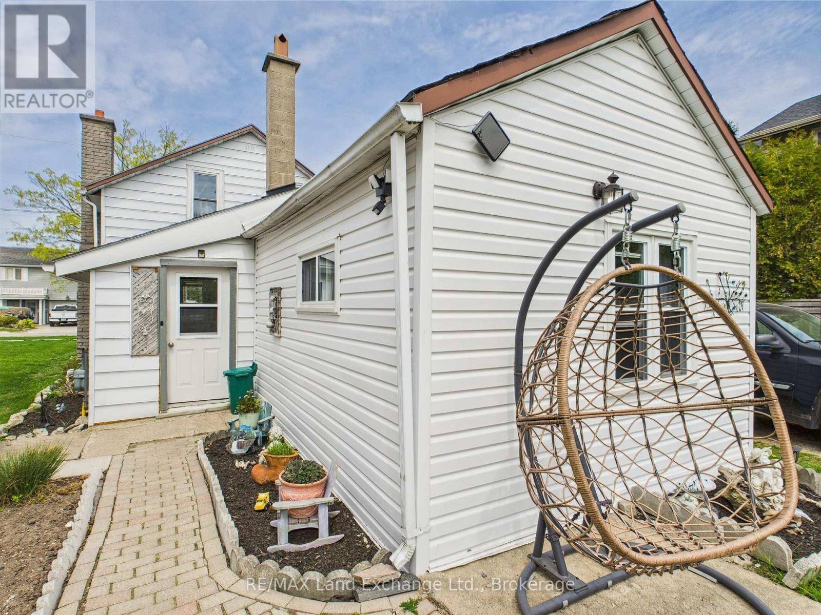 Kincardine, ON N2Z2H2,581 HURON TERRACE