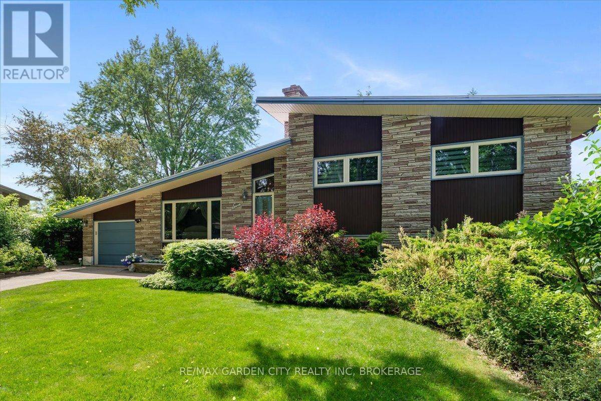 St. Catharines (glendale/glenridge), ON L2T2A2,7 GLENAYR PLACE