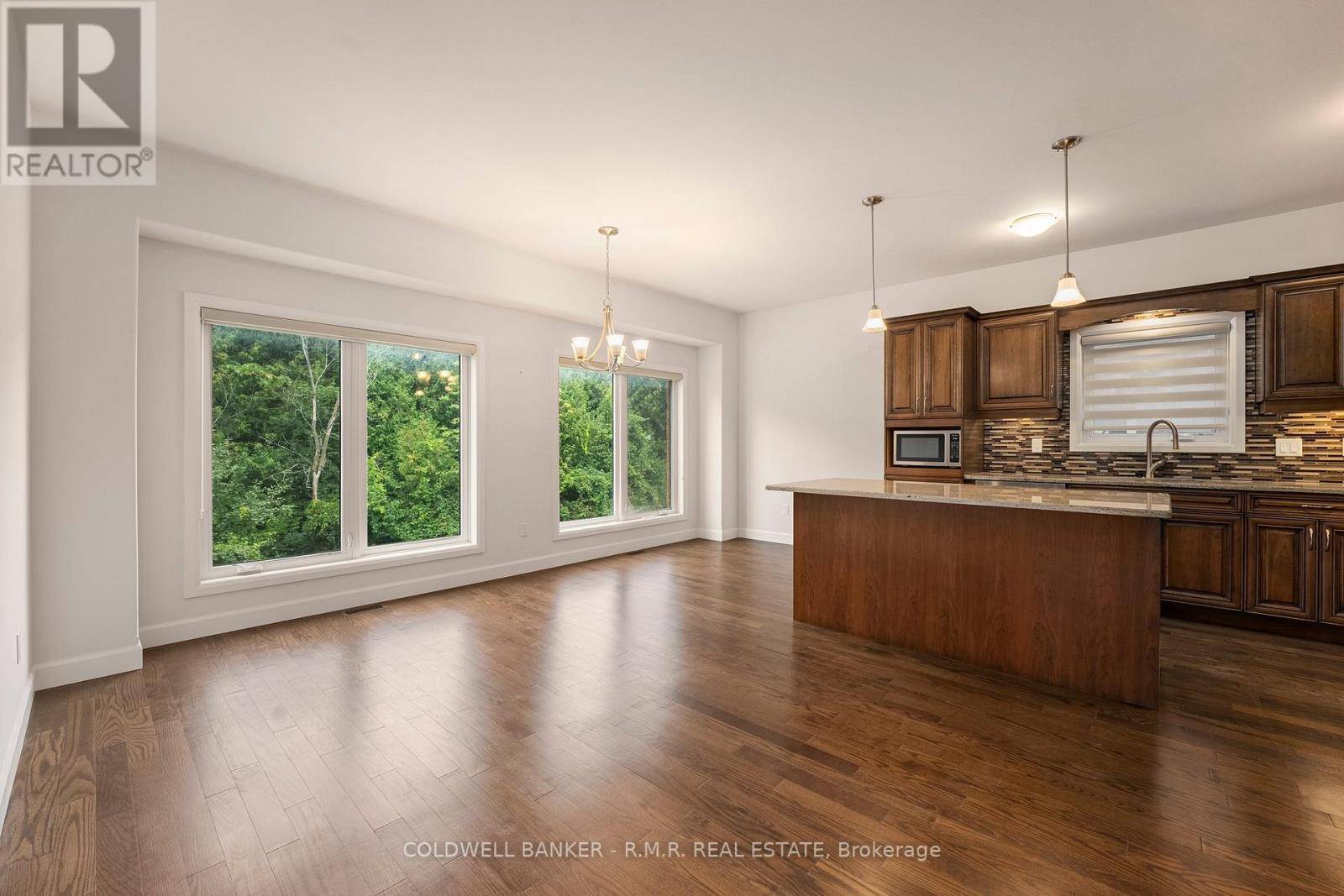 Kawartha Lakes (lindsay), ON K9V0M7,60 ALCORN DRIVE