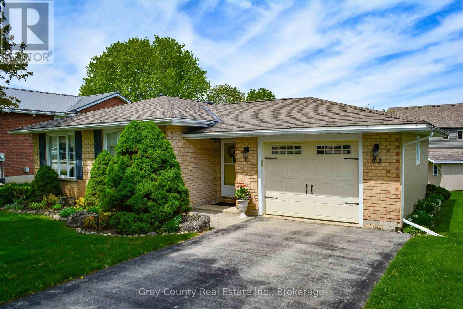 Grey Highlands, ON N0C1H0,63 GRAYVIEW DRIVE