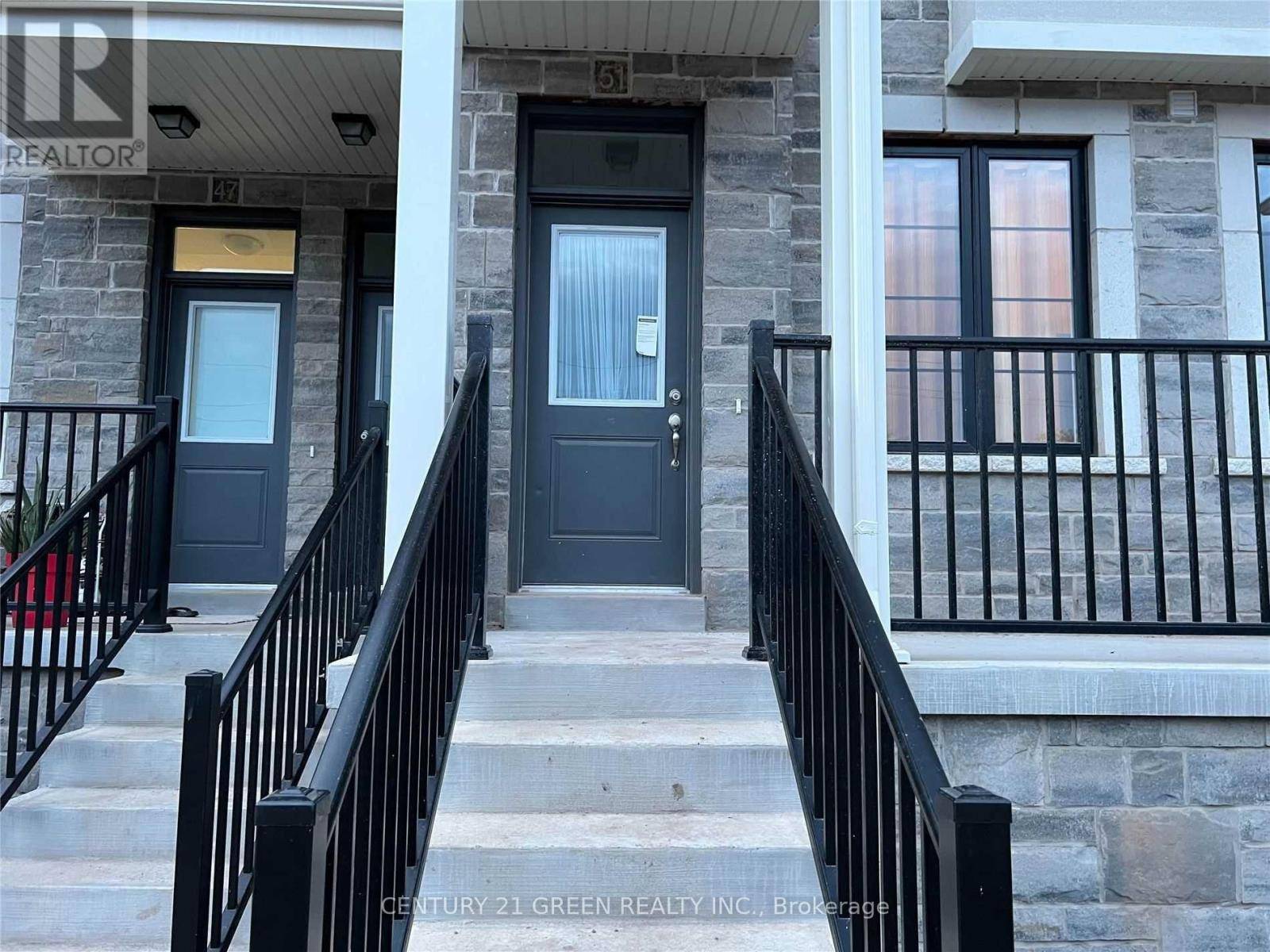 Hamilton (waterdown), ON L8B1X6,383 Dundas ST #51
