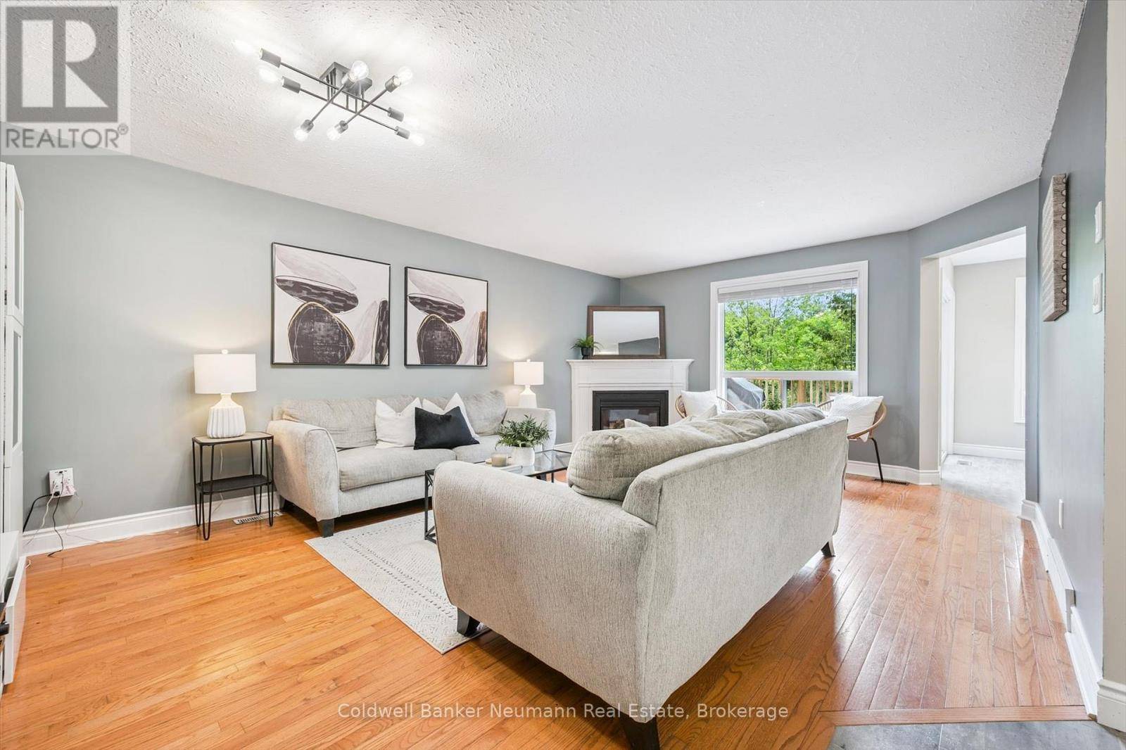 Guelph (clairfields/hanlon Business Park), ON N1G5A4,25 HAYWARD CRESCENT