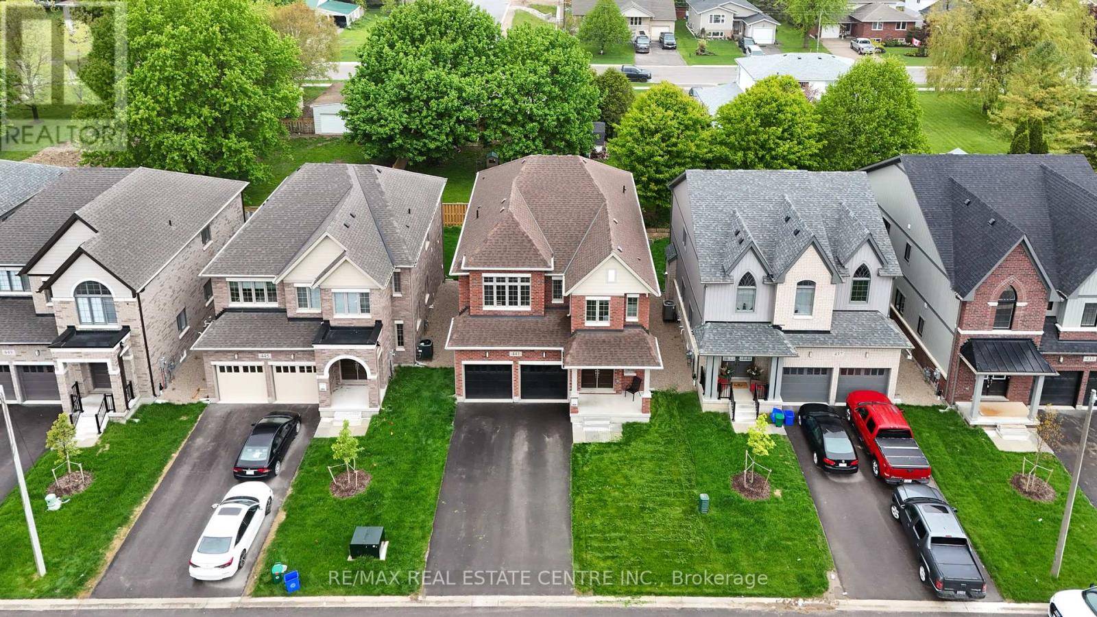 Wellington North (arthur), ON N0G1A0,441 ADELAIDE STREET