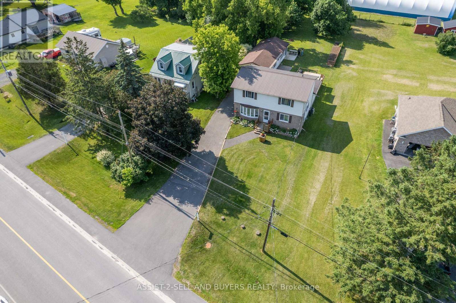 17407 COUNTY RD 18 ROAD, South Stormont, ON K0C2A0