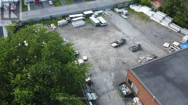 Hawkesbury, ON K6A2B4,284 CAMERON STREET