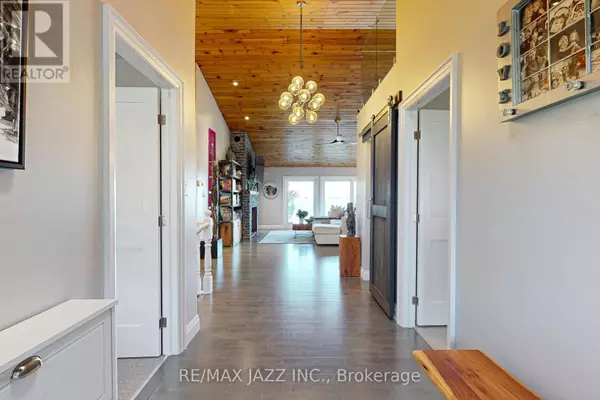 Kawartha Lakes (mariposa), ON K0M2C0,30 WAKEFORD ROAD