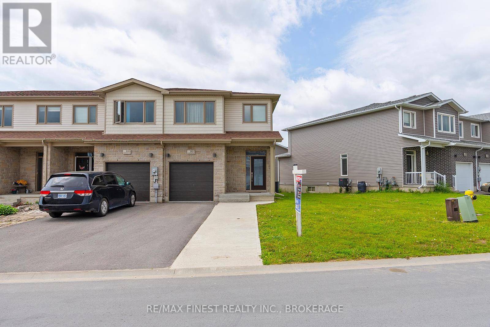 Kingston (kingston East (incl Barret Crt)), ON K7K7J8,937 RIVERVIEW WAY
