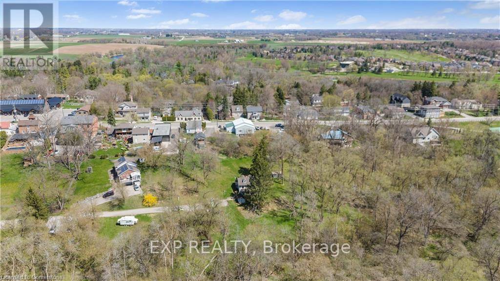 Woolwich, ON N3B1Y3,36 ELGIN STREET