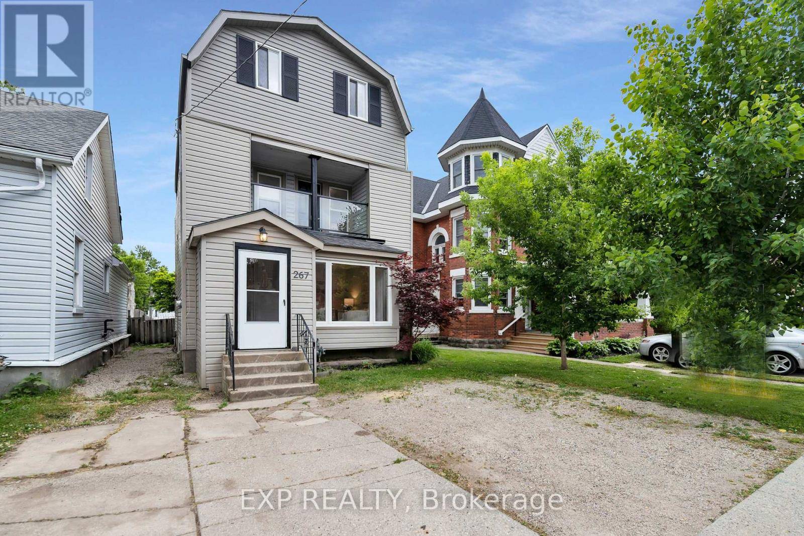Stratford, ON N5A4J1,267 FRONT STREET