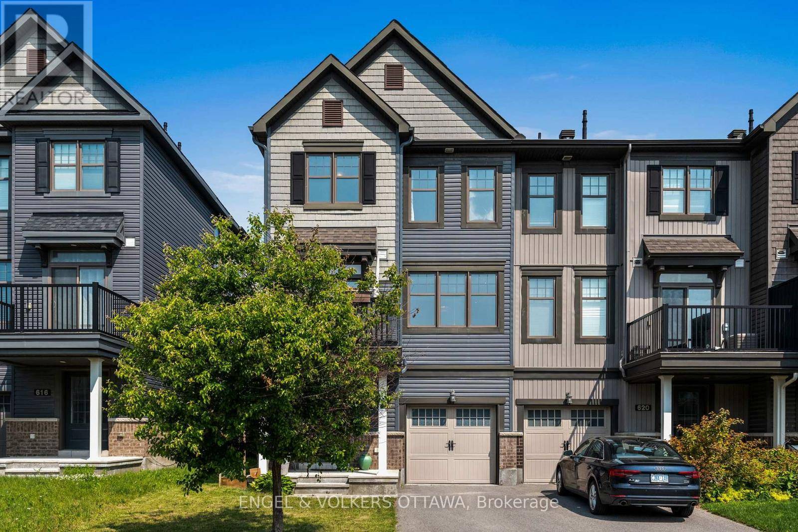 618 LAURALEAF CRESCENT, Ottawa, ON K2J6G9