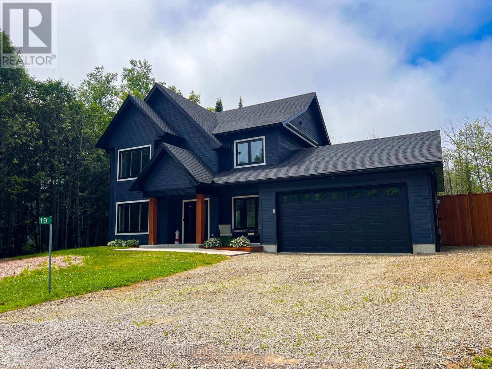 19 LAURDO CRESCENT, South Bruce Peninsula, ON N0H2T0