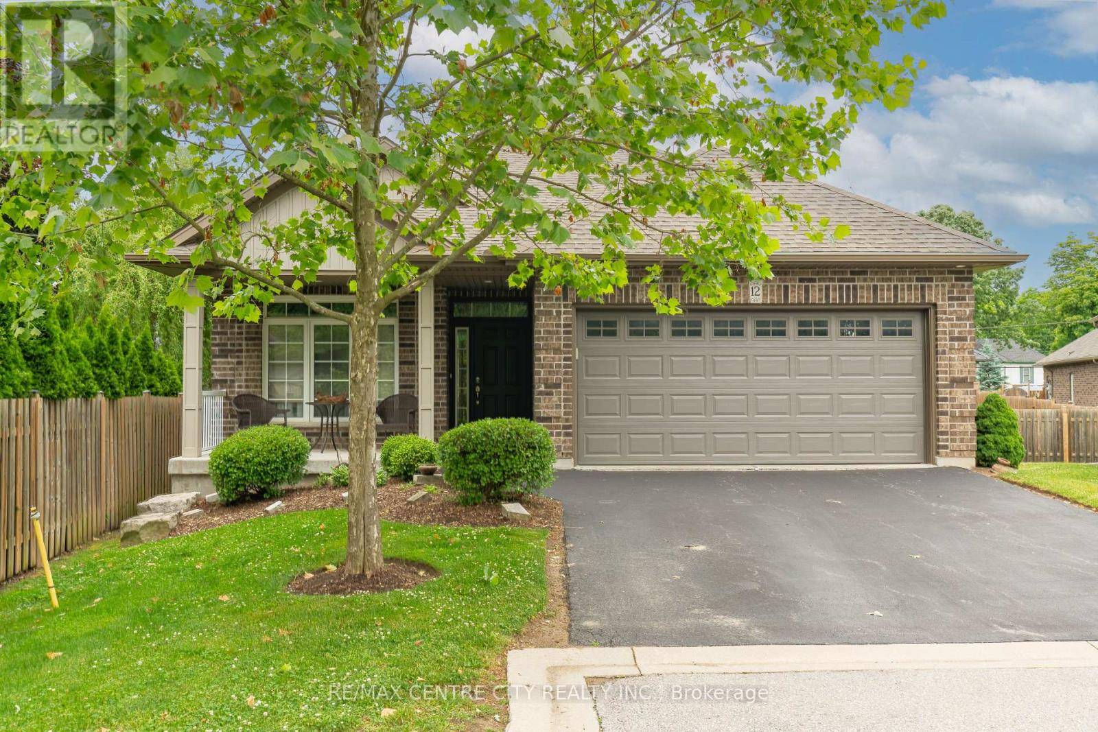 1 VINEDEN DR #12, Central Elgin (lynhurst), ON N5P0E1