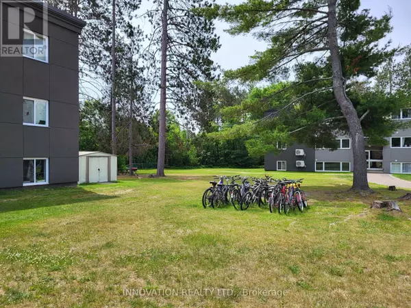 Deep River, ON K0J1P0,25 Tamarack ST #308