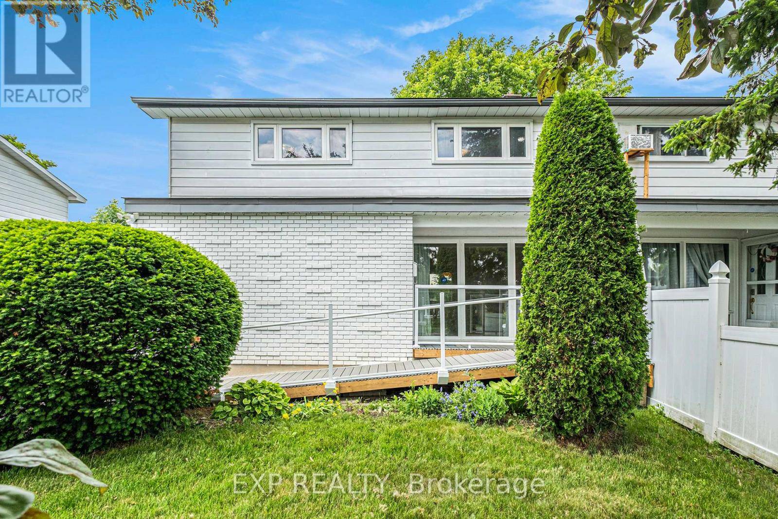 75 CHESTERTON DRIVE, Ottawa, ON K2E5T5