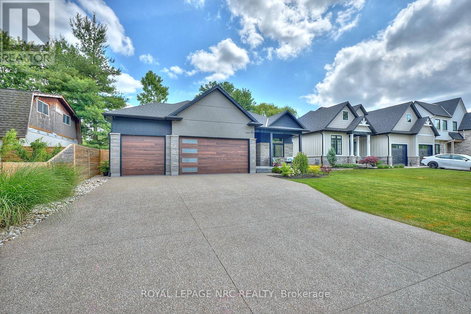 Pelham (fonthill), ON L3C3E6,62 BACON LANE