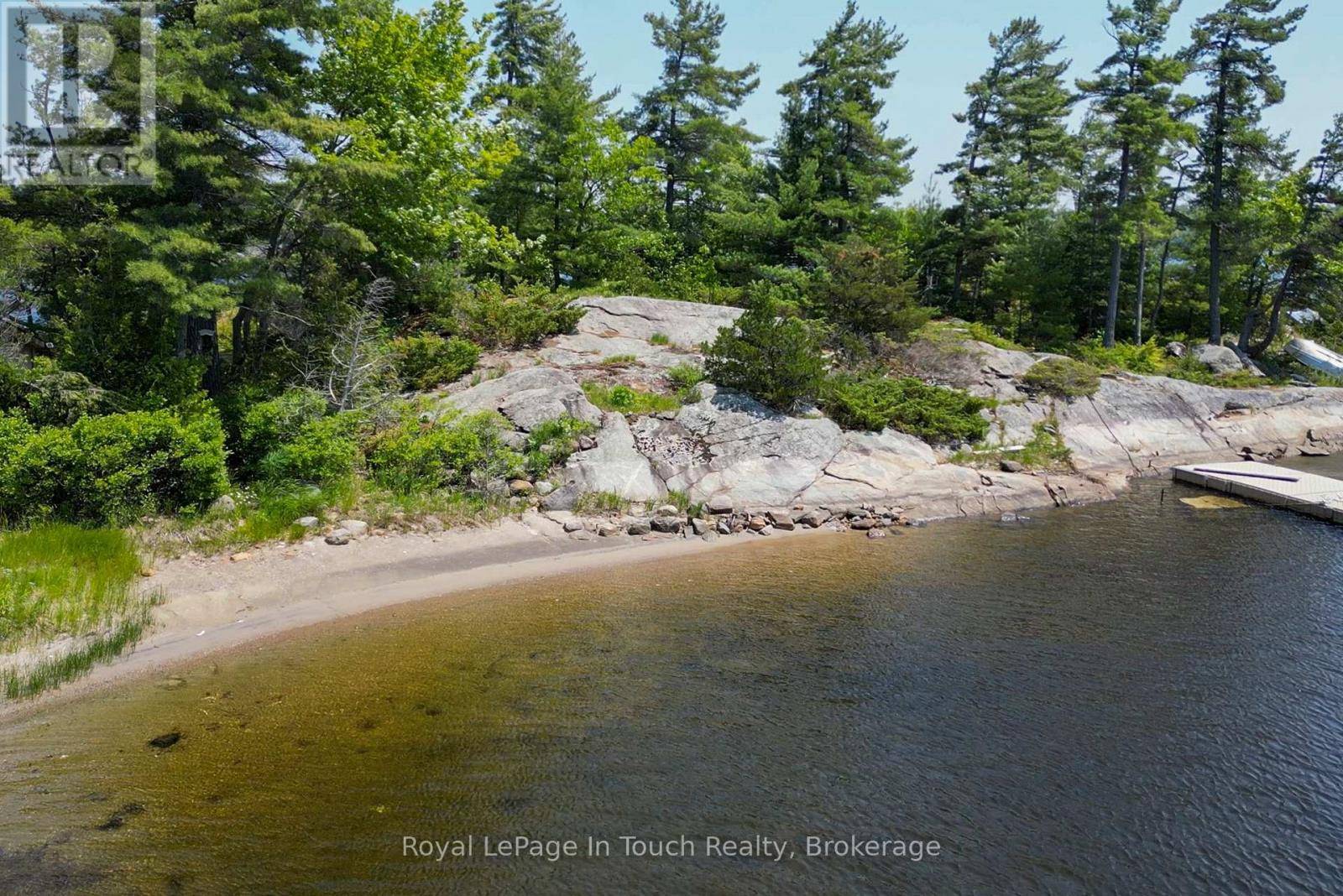Georgian Bay (baxter), ON P0E1E0,2 ISLAND 1690
