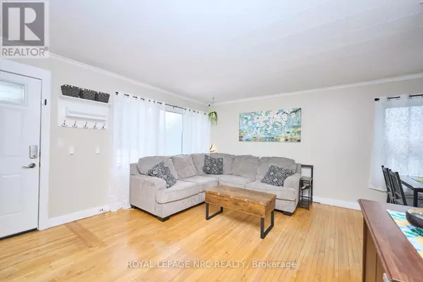 Niagara Falls (ascot), ON L2H1G5,7871 RYSDALE STREET