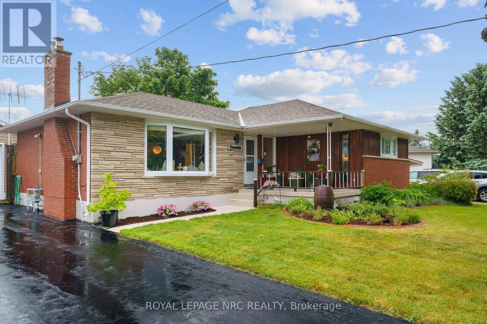 83 LAKESIDE DRIVE, Grimsby (grimsby Beach), ON L3M2L4