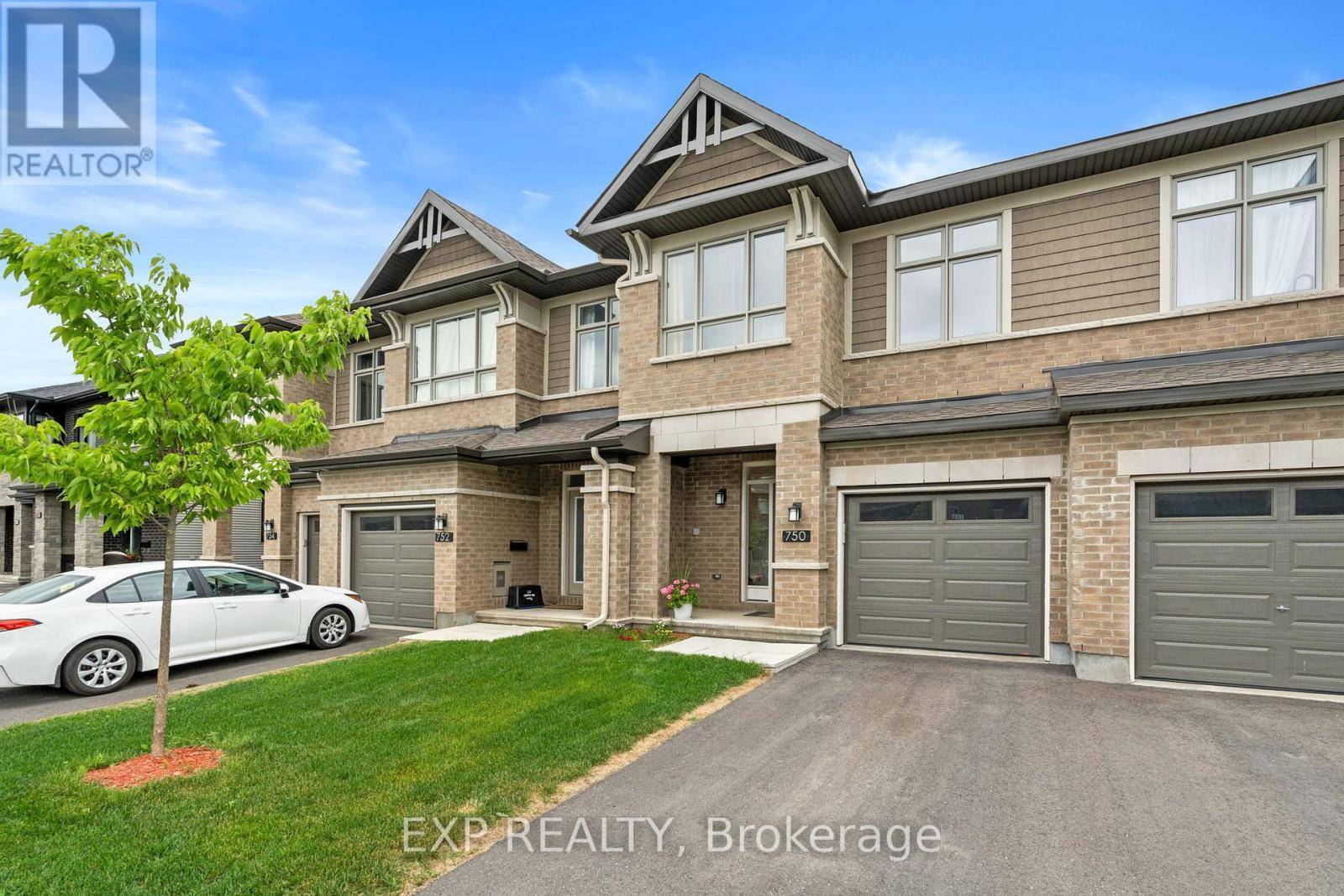 Ottawa, ON K1X0H6,750 MIIKANA ROAD